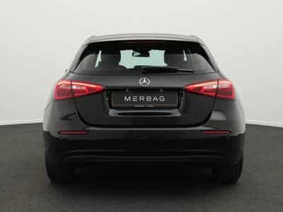 Mercedes A 200 d Style Kamera+PTS+Apple+MBUX (2020) - Photo 4