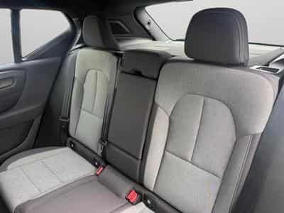 Volvo XC40 B3 Plus Dark / Essence (2025) - Foto 13