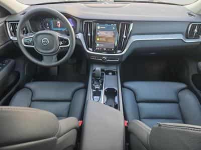 Volvo V60 B4 Plus Dark / Essence (2025) - Foto 10