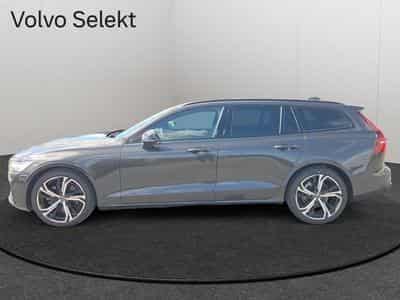 Volvo V60 B4 Plus Dark / Essence (2025) - Foto 2