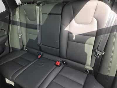 Volvo V60 B4 Plus Dark / Essence (2025) - Foto 13