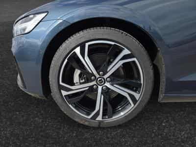 Volvo V60 B4 Plus Dark / Essence (2025) - Foto 14