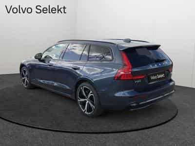 Volvo V60 B4 Plus Dark / Essence (2025) - Foto 3