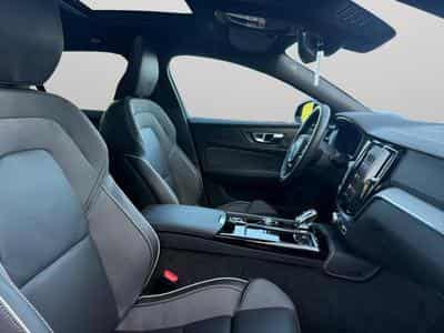 Volvo V60 T6 Plus Dark / Hybride (2025) - Foto 15