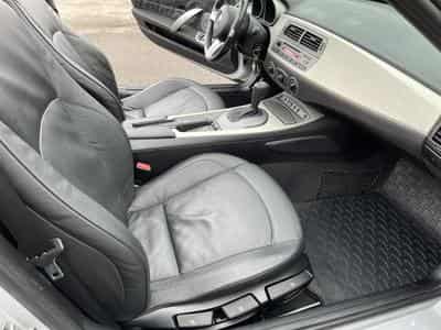 BMW Z4 2.2i Roadster Automatik Cuir Xenon PDC (2004) - Foto 10