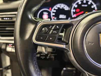 Porsche Panamera Panamera S4 (2017) - Photo 15