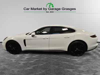 Porsche Panamera Panamera S4 (2017) - Photo 2