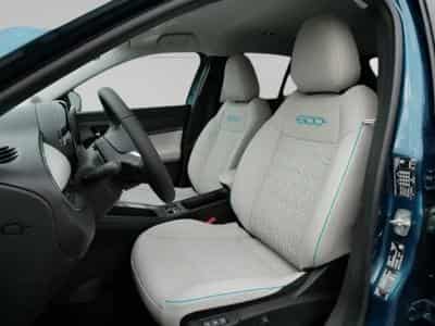 Fiat 600 HYBRID LA PRIMA 1.2 (2026) - Photo 11