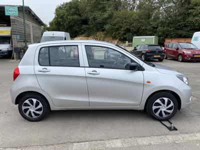 Suzuki Celerio 1.0i Comfort AC Att. Rem. (2018) - Photo 4