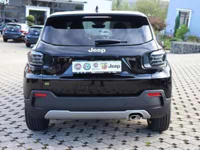 Jeep Avenger Summit e-Hybrid 1.2 (2025) - Photo 4
