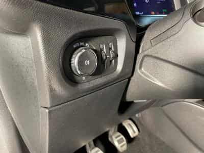 Opel Corsa 1.2 ESSENCE 75 GS LINE CARPLAY 5P (2023) - Photo 8