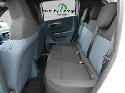 Fiat Grande Panda ICON HYBRID 1.2 eDCT (2026) - Photo 10