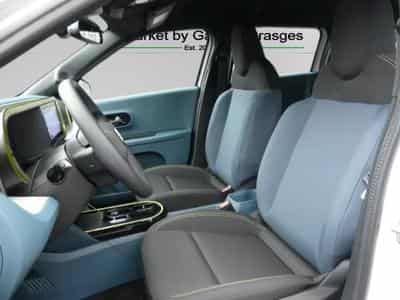 Fiat Grande Panda ICON HYBRID 1.2 eDCT (2026) - Photo 9