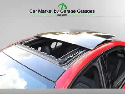 Alfa-Romeo Giulia COMPETIZIONE 2.0 TURBO (2023) - Photo 9