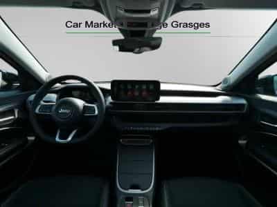 Jeep Avenger Summit e-Hybrid 1.2 (2025) - Photo 12