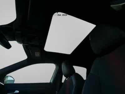 Alfa-Romeo Junior Ibrida Speciale 1.2 VGT (2025) - Photo 9