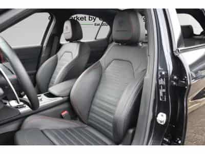 Alfa-Romeo Giulia COMPETIZIONE 2.0 TURBO (2023) - Photo 11