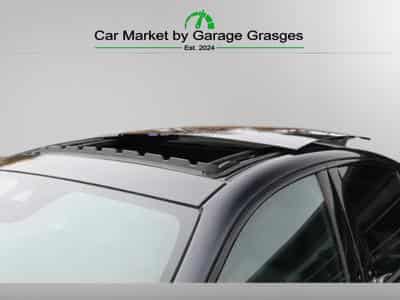 Alfa-Romeo Giulia COMPETIZIONE 2.0 TURBO (2023) - Photo 9