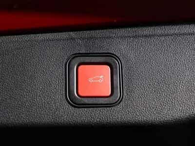 Jeep Avenger Summit 1.2 (2024) - Photo 11