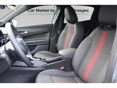 Alfa-Romeo Junior Ibrida Speciale 1.2 VGT (2025) - Photo 11