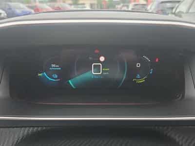PEUGEOT 208 e-208 136ch GT (2021) - Photo 2
