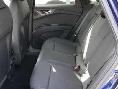 Audi Q4 Sportback 50 QUATTRO (2023) - Photo 11