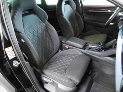 Skoda Karoq Sportline 1.5 TSI (2026) - Photo 10