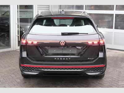 VW Passat Variant Var. 2.0 (2026) - Photo 4