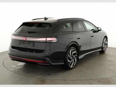 VW ID.7 Kombi Pro S 210 kW (2026) - Photo 2