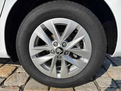 Skoda Fabia Sondermodell 130 Jahre (2026) - Photo 11