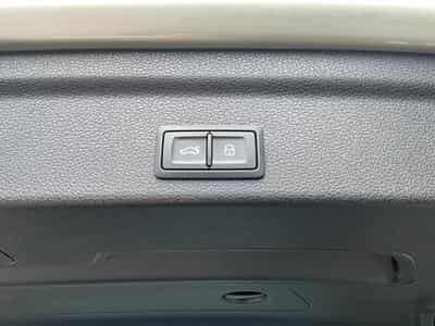 Audi Q3 SB+S-Line+35TFSI+S-Tronic (2025) - Photo 6