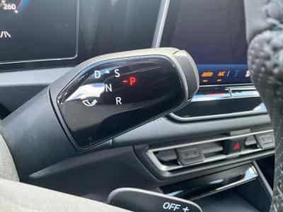 VW Tiguan R-Line+DSG+4M+Black-Style+Pano+AHK (2025) - Foto 12