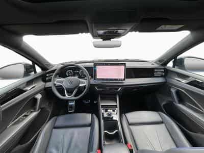 VW Tiguan R-Line+DSG+4M+Black-Style+Pano+AHK (2025) - Foto 2