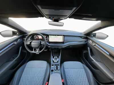 Skoda Octavia Sportline+DSG+StandH.+P.Comfort (2025) - Foto 2