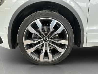 VW Tiguan R-Line+DSG+4M+Navi+Pano (2021) - Foto 8