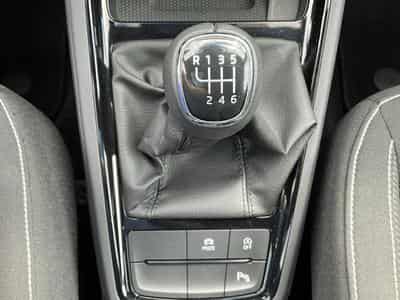 Skoda Kamiq Monte-Carlo+BVM+Pano+LED (2025) - Foto 12