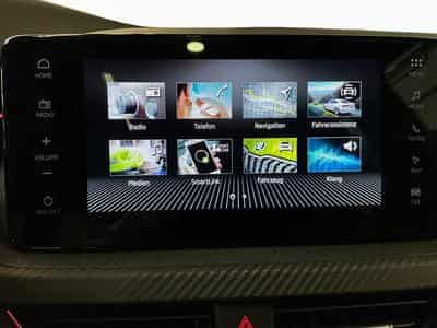 Skoda Kamiq Monte-Carlo+BVM+Pano+LED (2025) - Foto 13