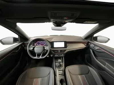 Skoda Kamiq Monte-Carlo+BVM+Pano+LED (2025) - Foto 2