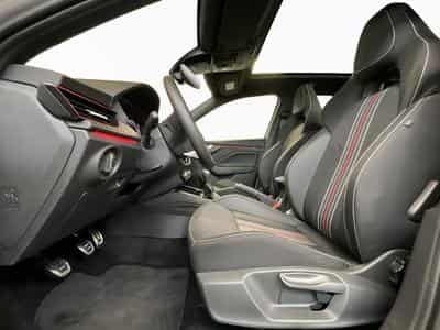 Skoda Kamiq Monte-Carlo+BVM+Pano+LED (2025) - Foto 9