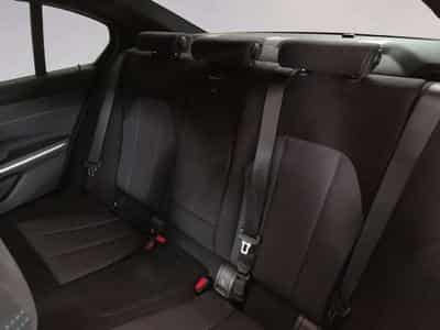 BMW 320 i xDrive HiFi DAB LED RFK Shz (2025) - Photo 8