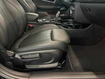 MINI Clubman John Cooper Works (2023) - Photo 11