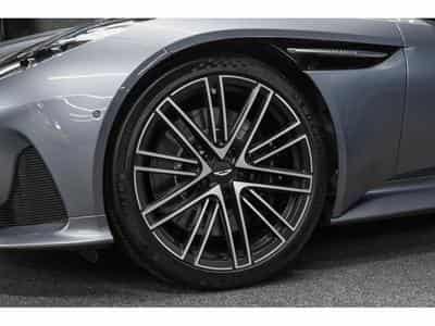 Aston-Martin DB12 V8 Twin Turbo - CONCOURS BLUE (2026) - Photo 13