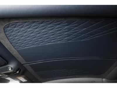 Aston-Martin DB12 V8 Twin Turbo - CONCOURS BLUE (2026) - Photo 15