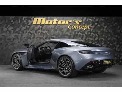 Aston-Martin DB12 V8 Twin Turbo - CONCOURS BLUE (2026) - Photo 7