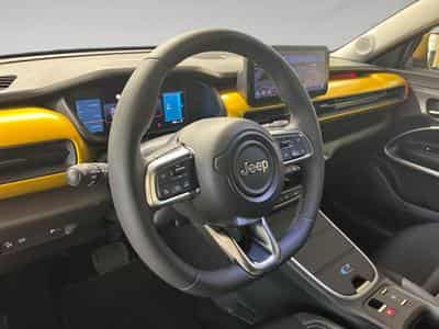 Jeep Avenger SUMMIT (2026) - Photo 3