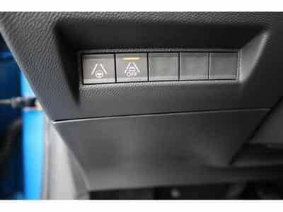 Peugeot 208 GT EAT8 (2023) - Photo 14