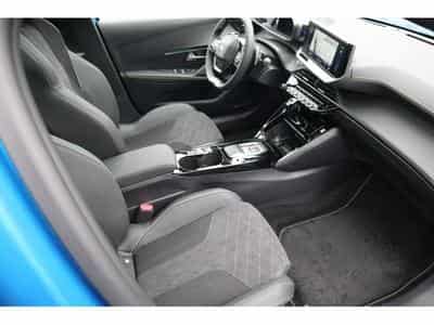 Peugeot 208 GT EAT8 (2023) - Photo 5