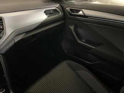 VW T-Roc 2.0 TDI SCR 85kW ACTIVE (2026) - Photo 9