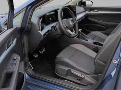 VW Golf (2025) - Photo 4