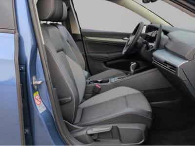 VW Golf (2025) - Photo 6